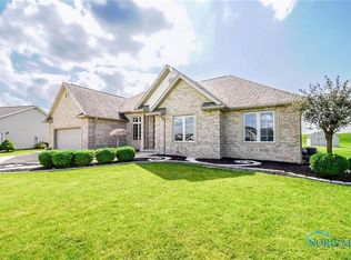 8164 Newberry Dr, Findlay, OH 45840