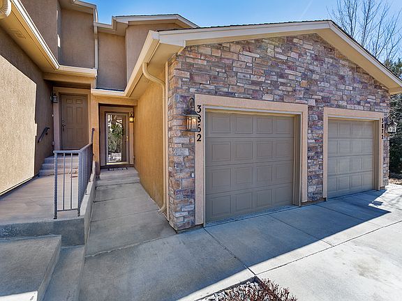 2 bed, 3 bath, 1-car garage