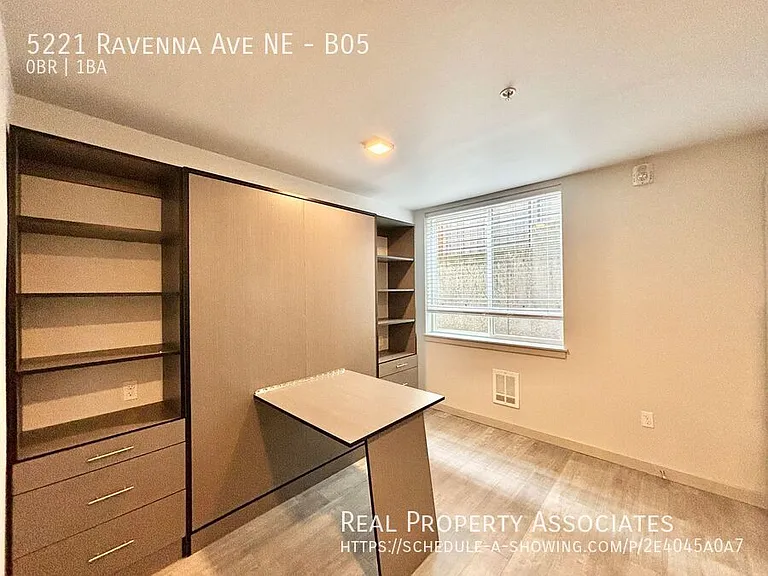 5221 Ravenna Ave NE — Photo 18