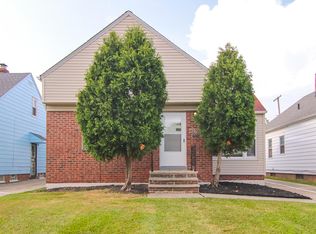 4070 Stonehaven Rd, South Euclid, OH 44121