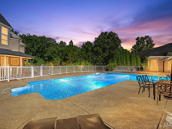 3rd image of 7812 White Tail Cir