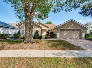 7013 Pine Hollow Dr, Mount Dora, FL 32757