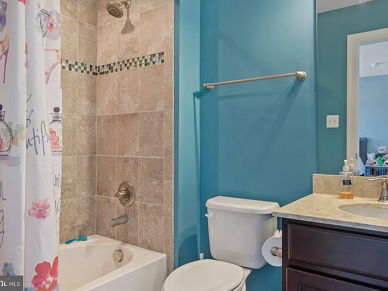 14202 Bentley Park Dr — Photo 34