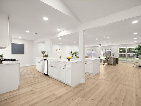 2nd image of 6034 Willowbend Blvd