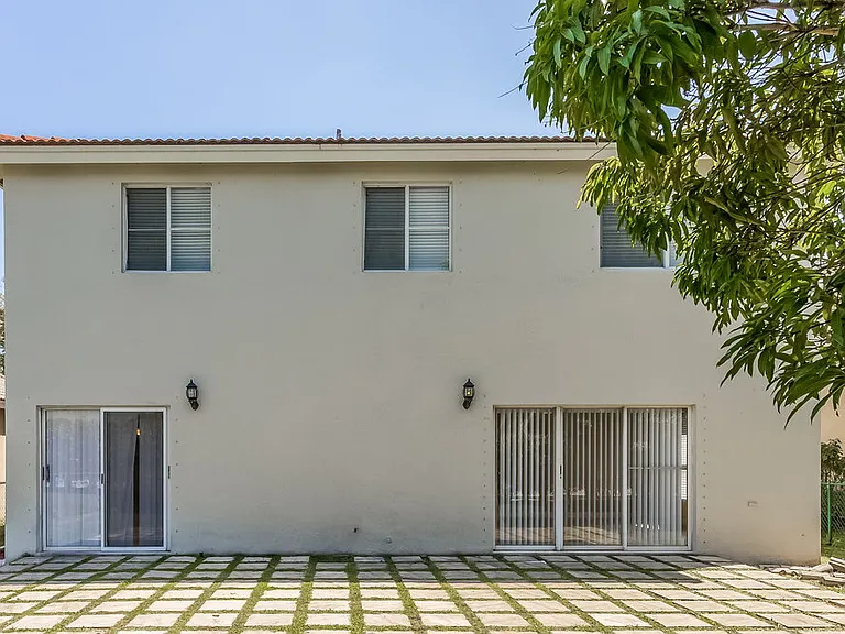 2314 SW 135th Ave — Photo 15