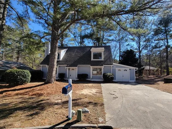 4660 Shannon Ct, Union City, GA 30291