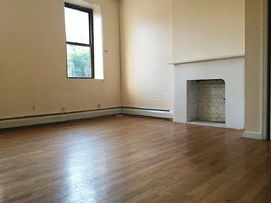 Rented by MNS | media 12