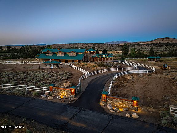 2nd image of 827 River Ranch Rd