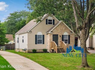 585 Chatham Rd, Columbus, OH 43214