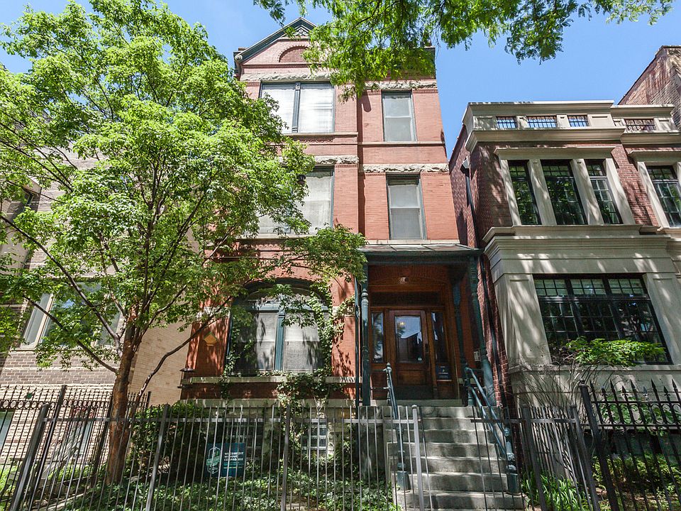 1st image of 1022 W Oakdale Ave #1