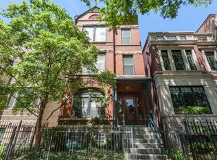 1022 W Oakdale Ave #1, Chicago, IL 60657