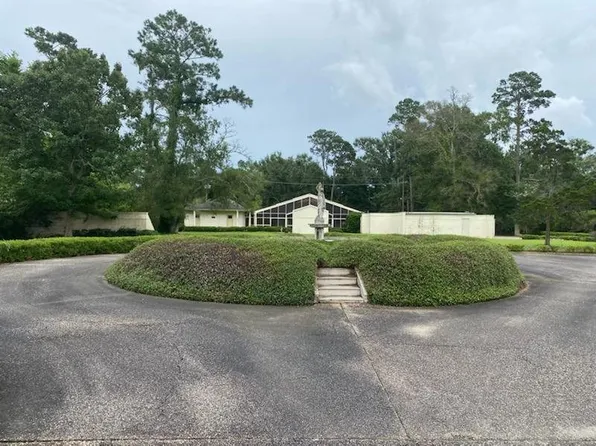 2030 Thomas Rd, Beaumont, TX 77706