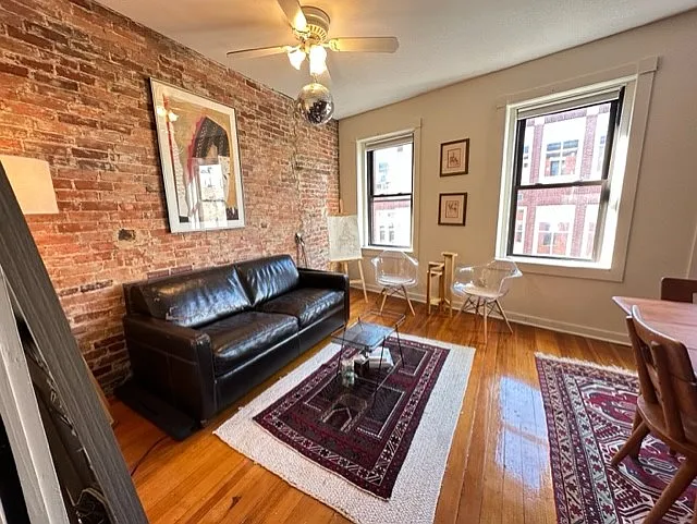 13 Charter St #4F — Photo 2