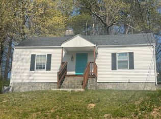 627 Sylvan Dr, Chattanooga, TN 37411