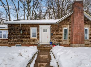 87 West Street, Manchester, CT 06040