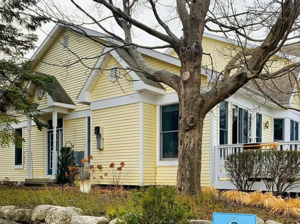 92 Anchor Rode Dr, Manistee, MI 49660