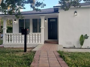 18736 Hart St, Reseda, CA 91335