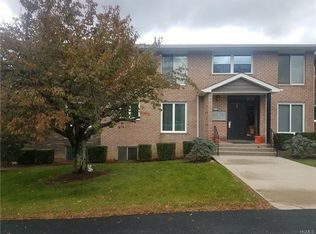 1 Barnett Dr, Monroe, NY 10950