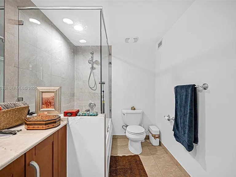 7728 Collins Ave #5 — Photo 26