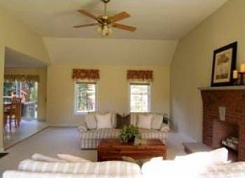 4th image of 27 Bunker Hill Dr #L