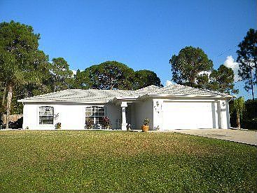1st image of 4408 N Biscayne Dr