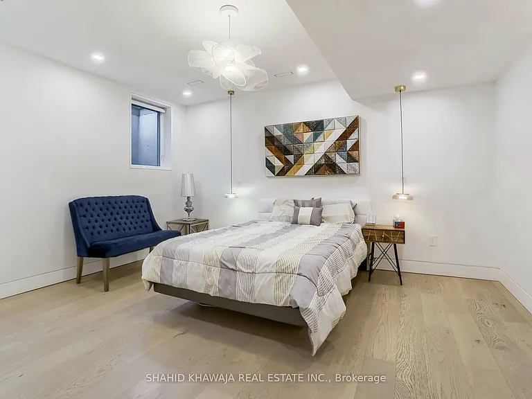 560 Shenandoah Dr — Photo 36