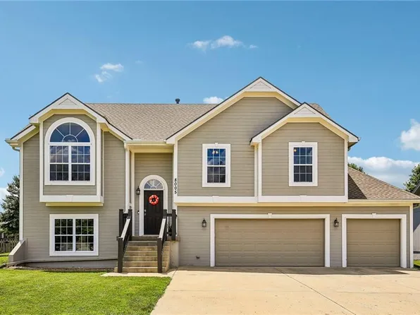 8005 NE 111th St, Kansas City, MO 64157
