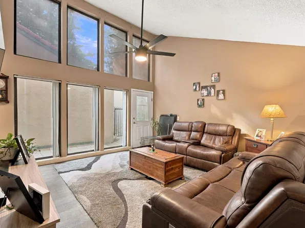 5965 E Shields Ave Unit 183, Fresno, CA 93727
