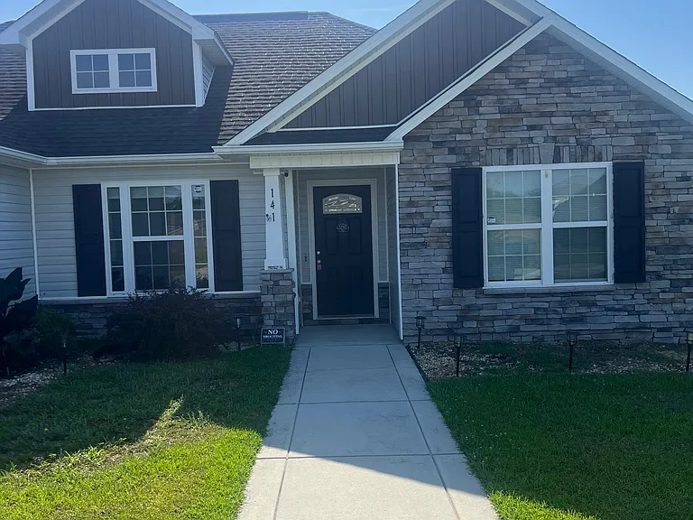 141 Prelude Dr — Photo 2