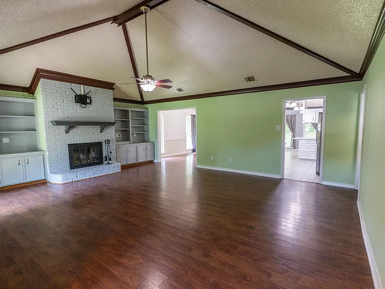 8052 Fernwood Cir — Photo 4