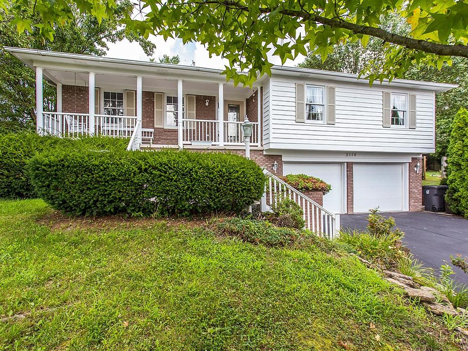 1st image of 2114 Woodford Dr