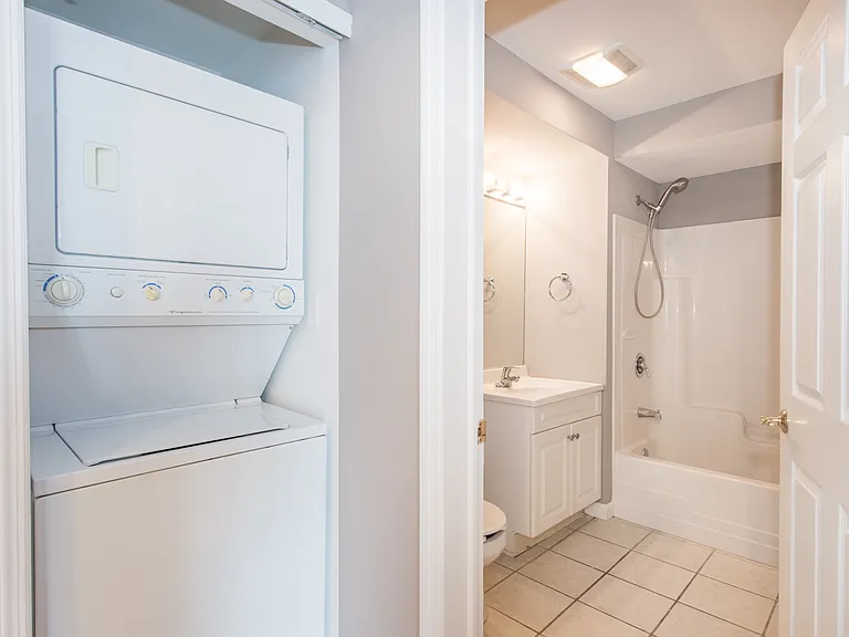 318 54th St #4K — Photo 19