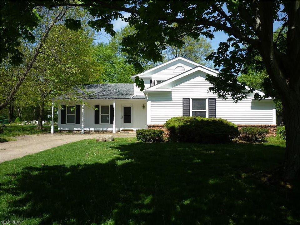 1st image of 4024 Brewster Dr