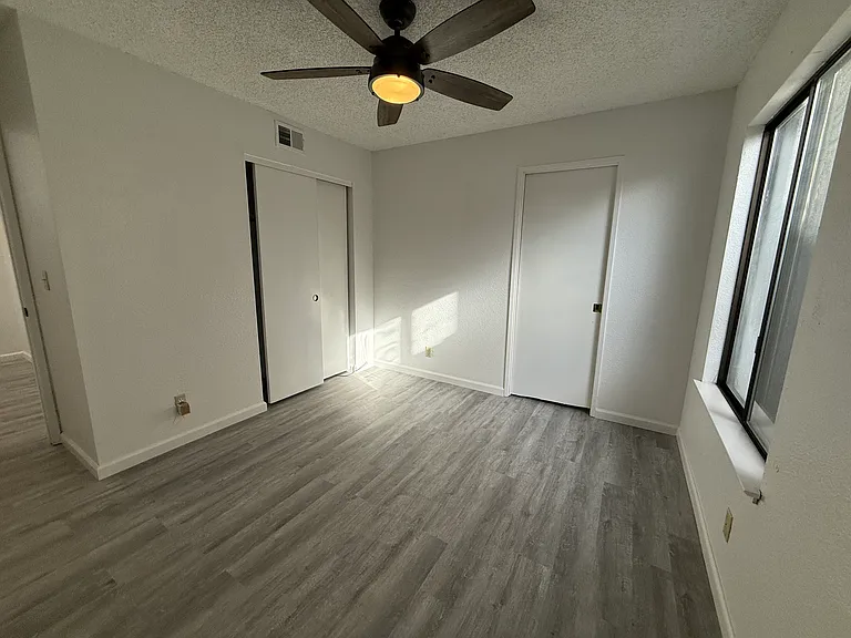 6216 Van Maren Ln — Photo 16
