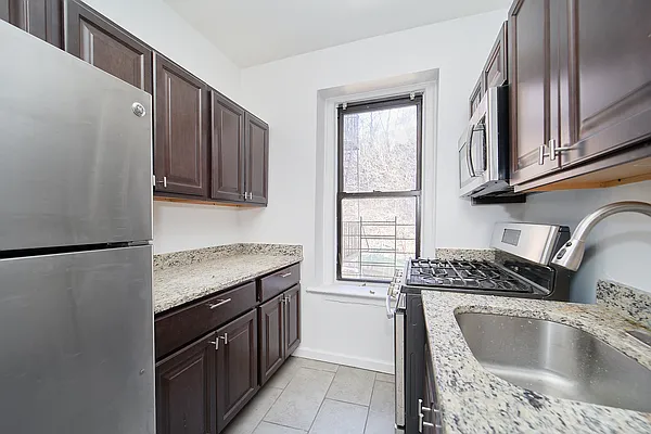 Rented by Living New York | media 4