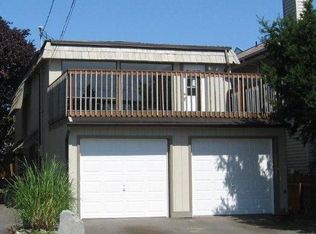 942 N 82nd St, Seattle, WA 98103