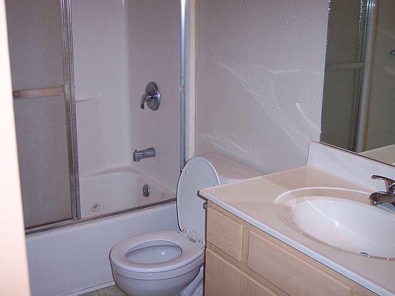Jacuzzi tub
