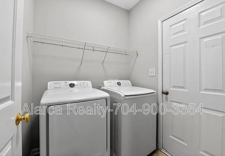 9205 Mitchell Glen Dr — Photo 15
