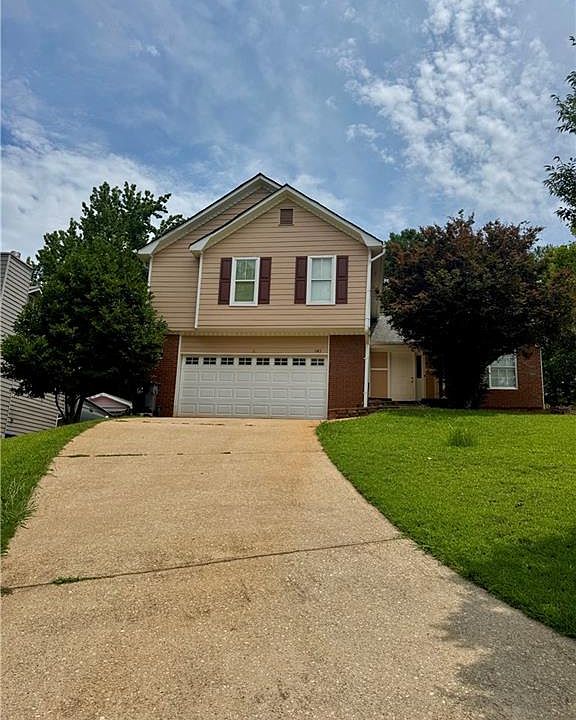 1st image of 1143 Memory Ln