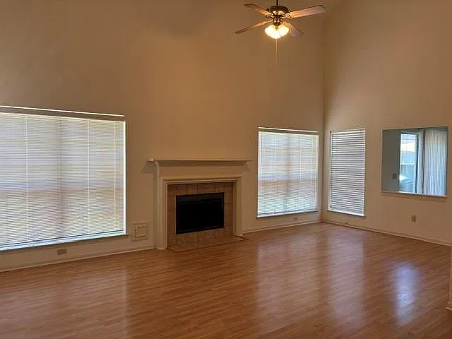 4 bed, 2.5 bath, 1887 sqft, $2,200 — Photo 4