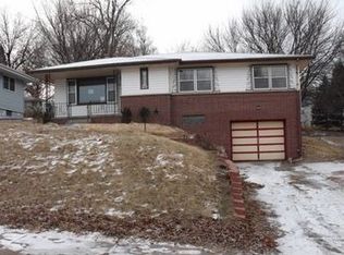 4905 Ruggles St, Omaha, NE 68104