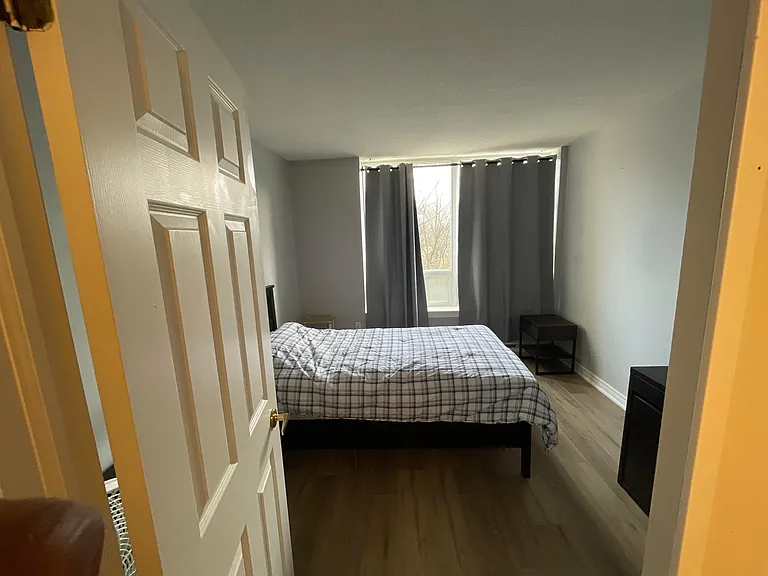 1510 Richmond St #410 — Photo 5