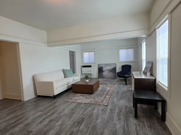 1709 W 45th St, Los Angeles, CA