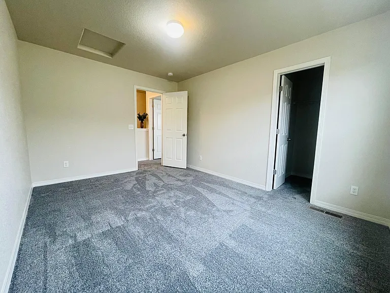 7721 Crestone Peak Trl — Photo 30