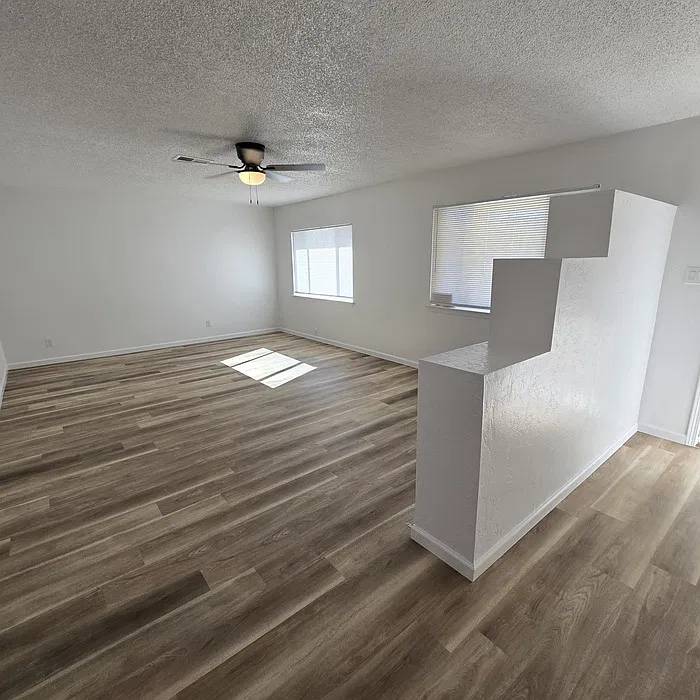 4 bed, 2.0 bath, 1746 sqft, $2,000 — Photo 4