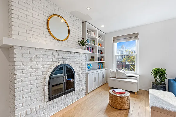 Sold by Compass | media 4