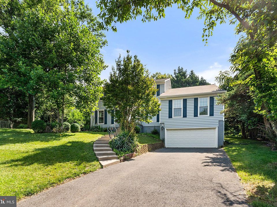 8000 Sandburg Ct, Dunn Loring, VA 22027 Zillow