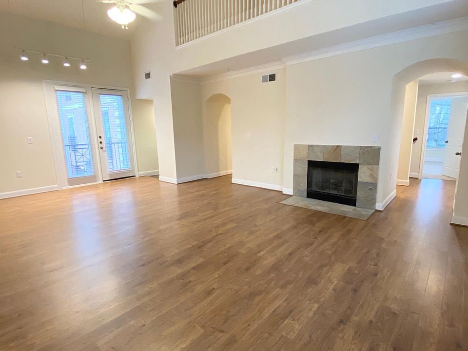 1st image of 8604 Thackery St #171