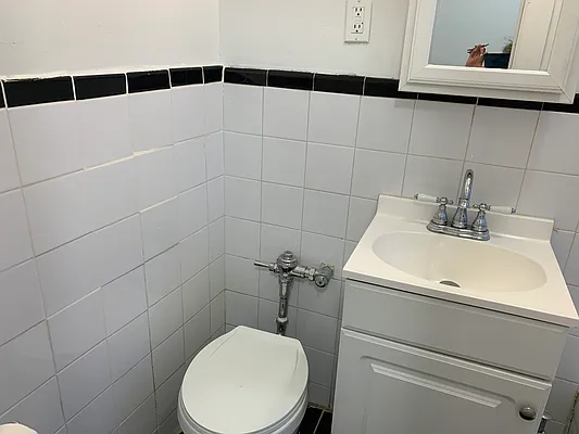 Rented by Tapiro Realty | media 24