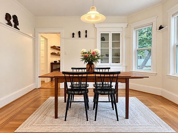 4th image of 30-32 Granville Rd #2